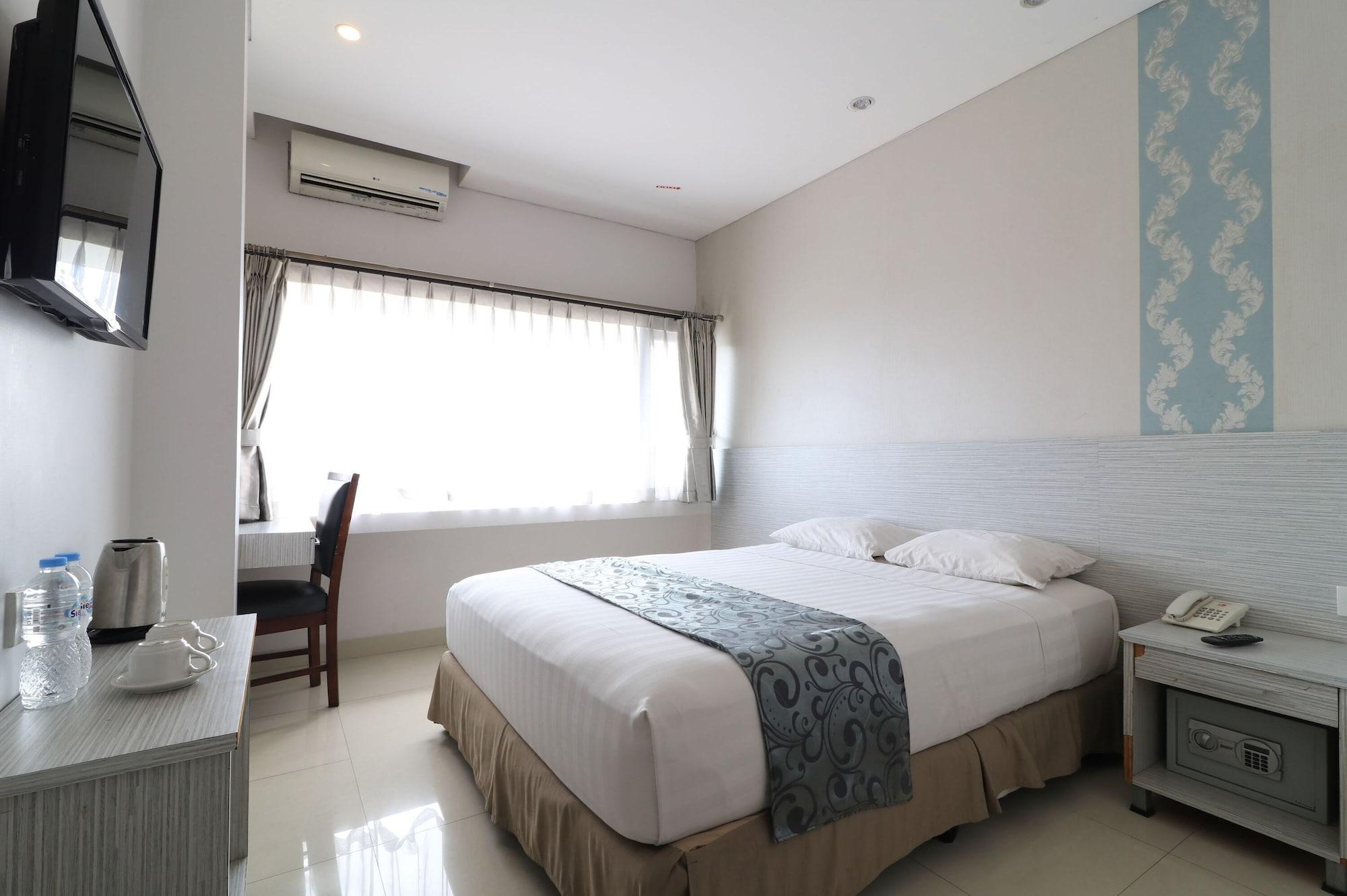 Kembang Hotel Cihampelas Bandung Exterior photo